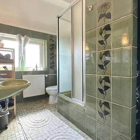 דירה Apartment-best Location!