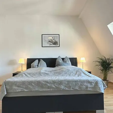 Apartment-best Location! * ווילהלמסהאבן