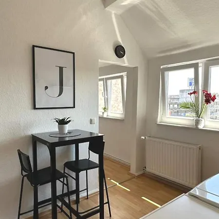 Apartamento Apartment-best Location!