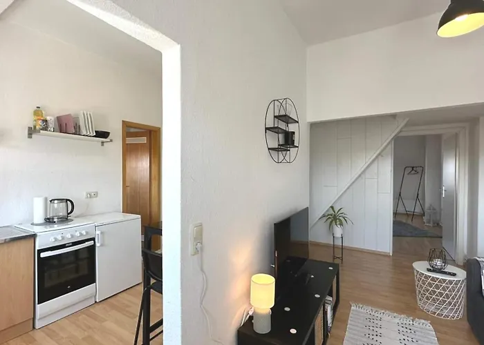 Apartment-best Location!